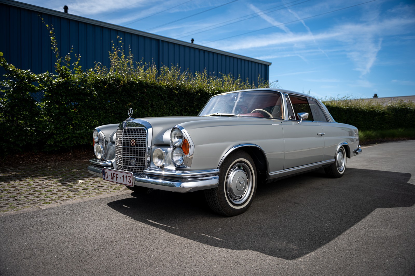 Sve o Mercedes-Benz W111