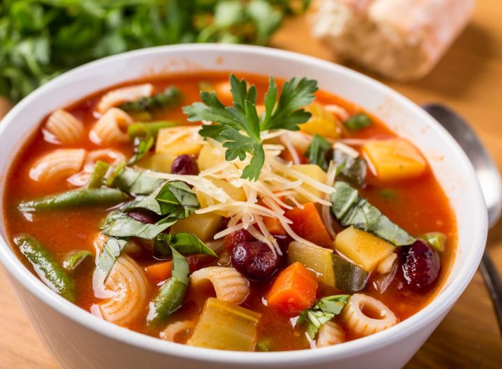 Top 5 Jednostavnih i Ukusnih Veganskih Juha za Svaki Obrok