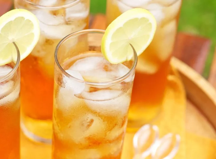 Bezakoholni Kokteli s Limunom: Osvježavajuće Ideje za Svaki Dan
