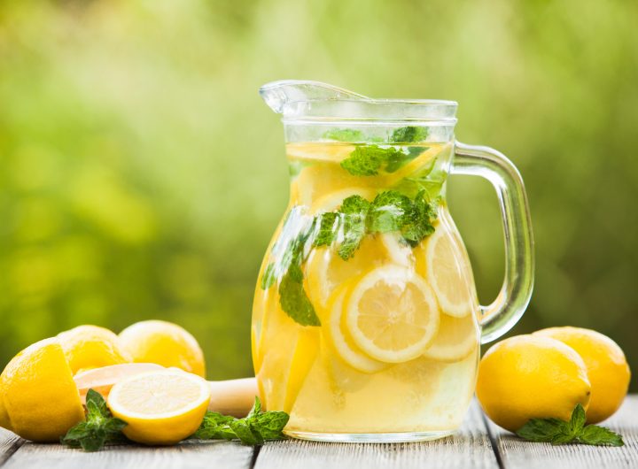 Kako Napraviti Sirup od Limuna bez Konzervansa – Prirodan Recept za Zdravlje i Osvježenje