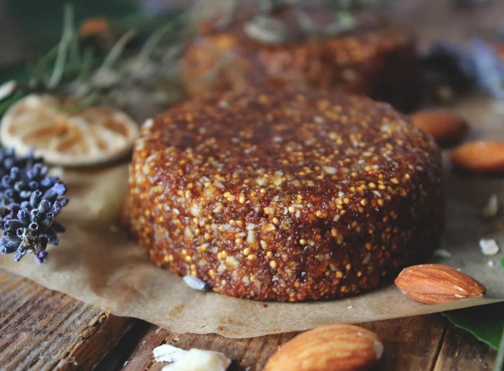 Smokvenjak – Tradicionalni Kolač od Suhih Smokava