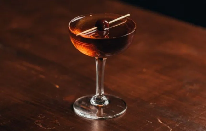 Liker od Crnih Maslina i Drugi Kreativni Recepti – Mediteran u Čaši i Tanjuru